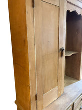 Load image into Gallery viewer, 19th Century English Pine Country Pantry