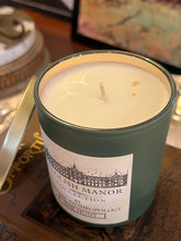 Load image into Gallery viewer, English Manor House Soy Candle “The Hunt”